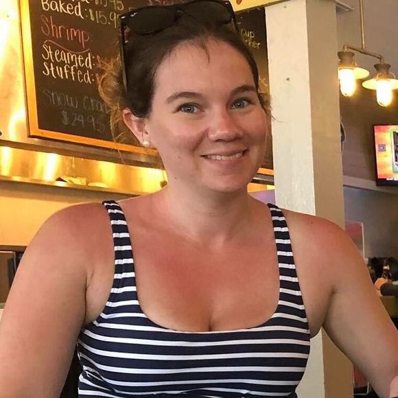 Meet your Posher, Sarah - Picture 1 of 1